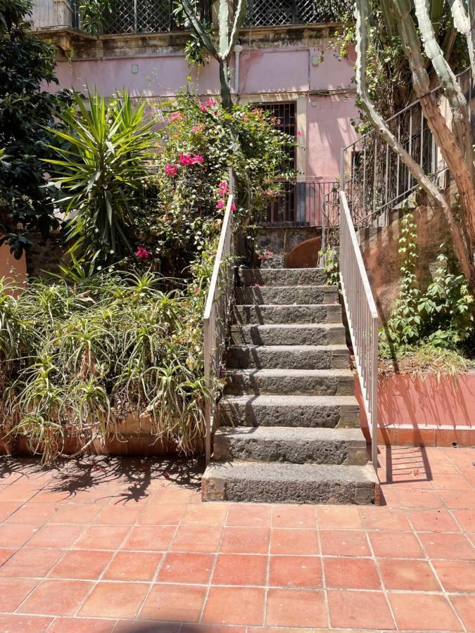 Corte Capuana Apartamento Catânia Exterior foto